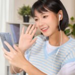 ⁦Remax RM-570i Wired Earphones with Microphone and Tangle-Free Cable⁩ - الصورة ⁦2⁩